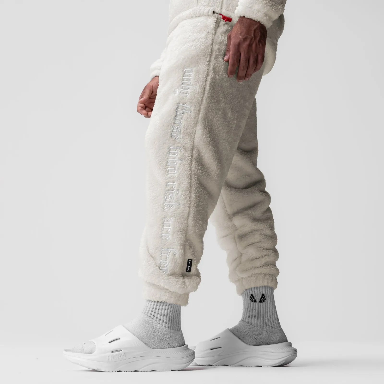 0692. Sherpa Recovery Sweats - Ivory Cream/White