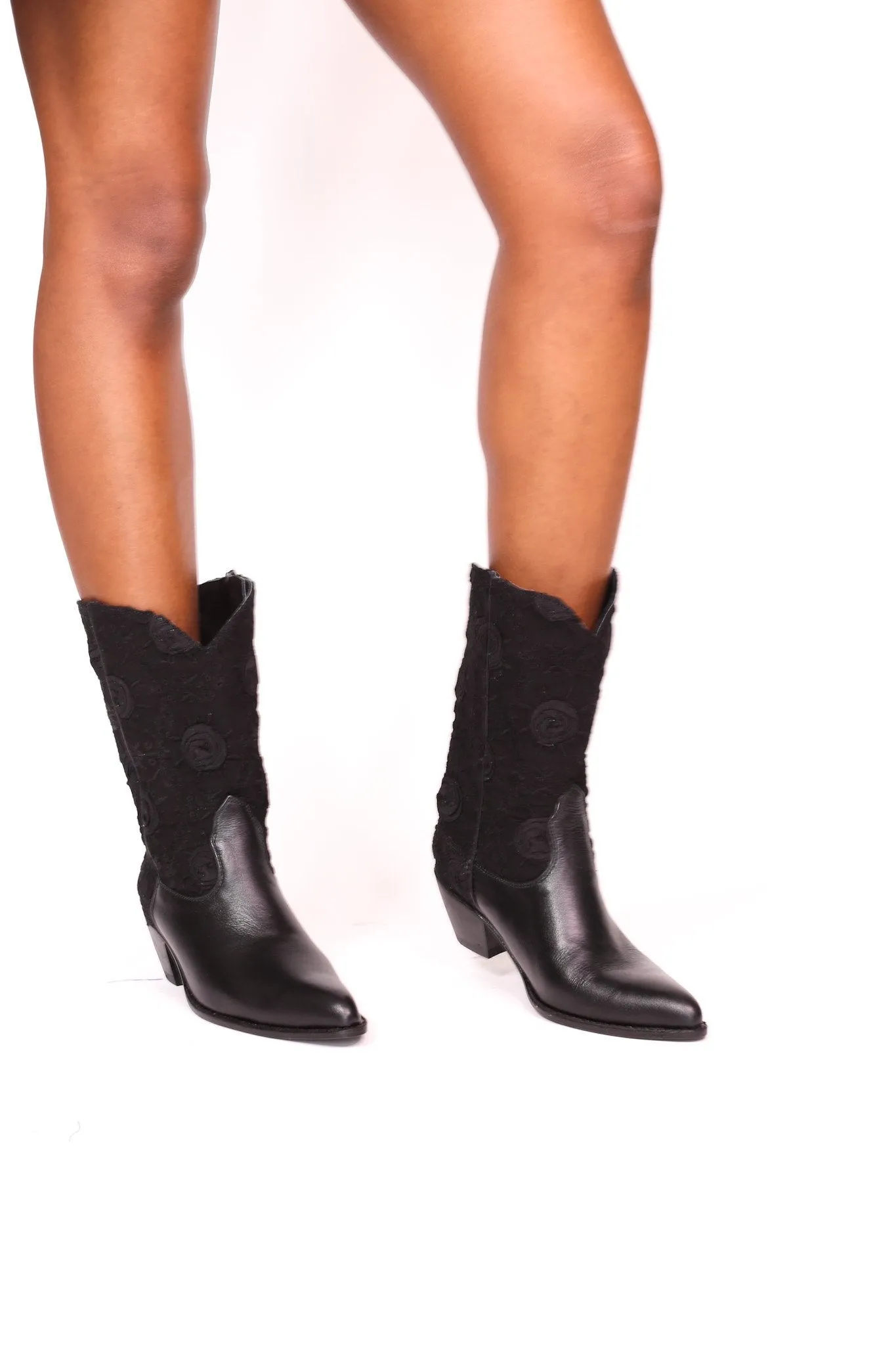 BLACK SILK COTTON EMBROIDERED LEATHER BOOTS DORO