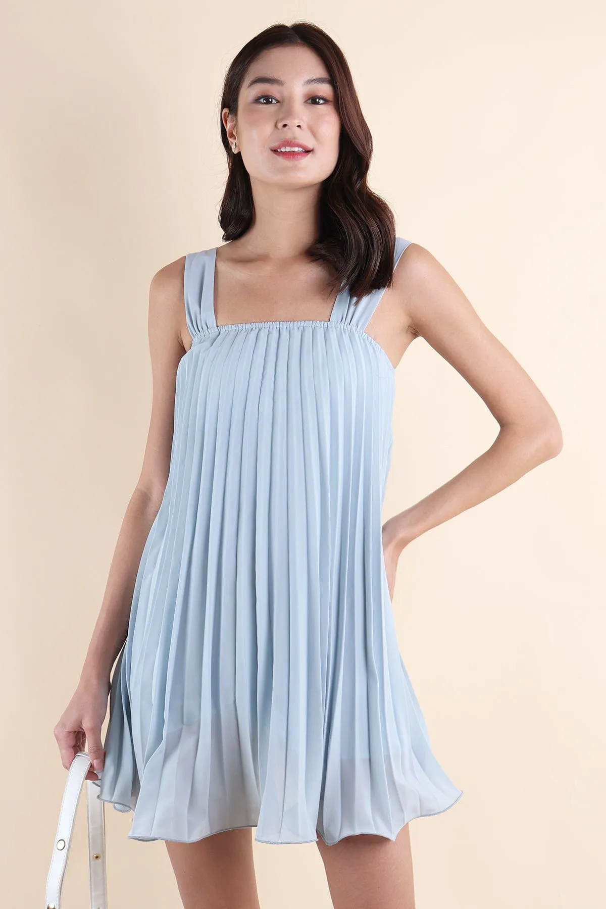 GRANDEUR PLEATED DRESS IN SKY BLUE