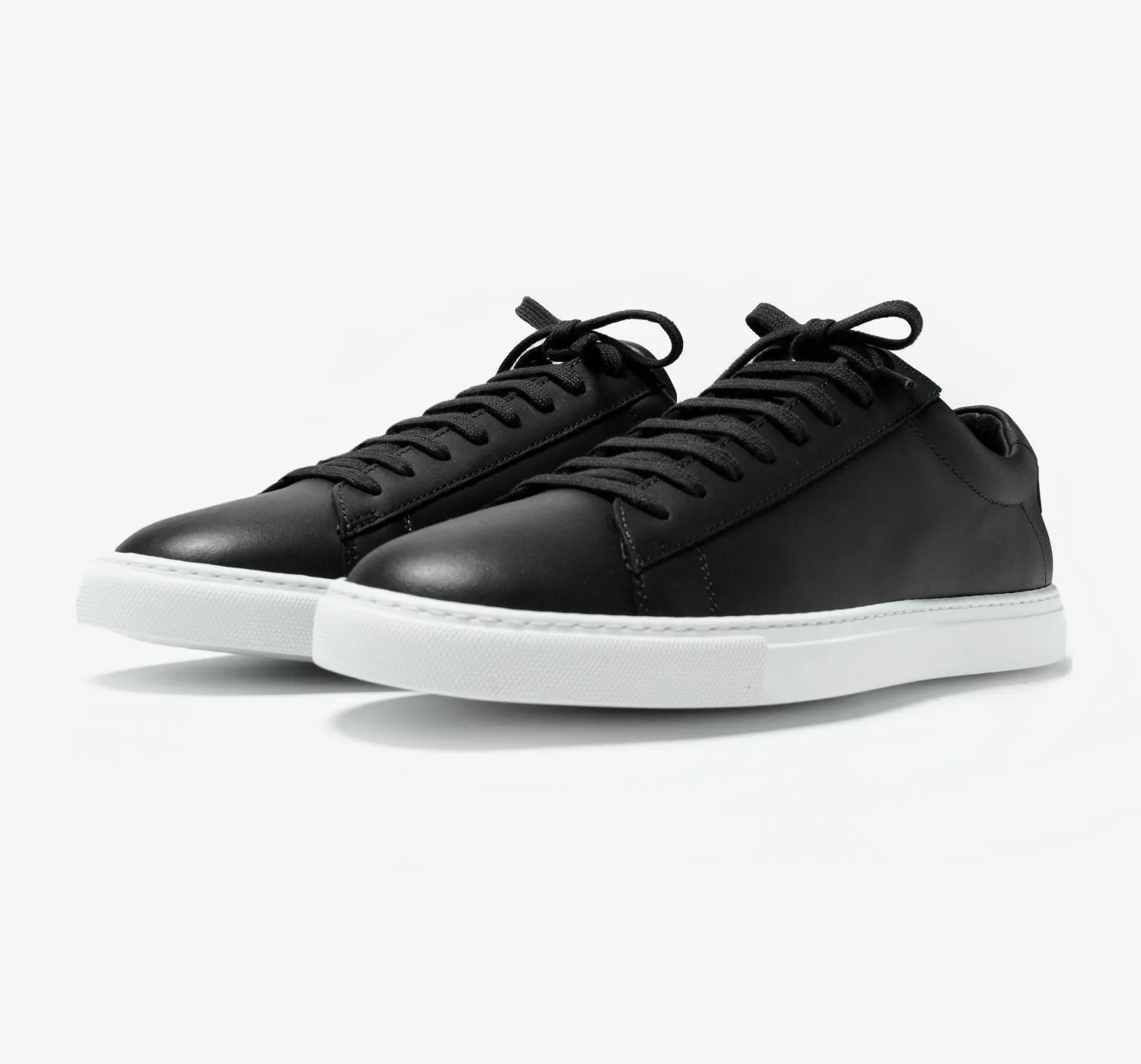 Low 1 | Black